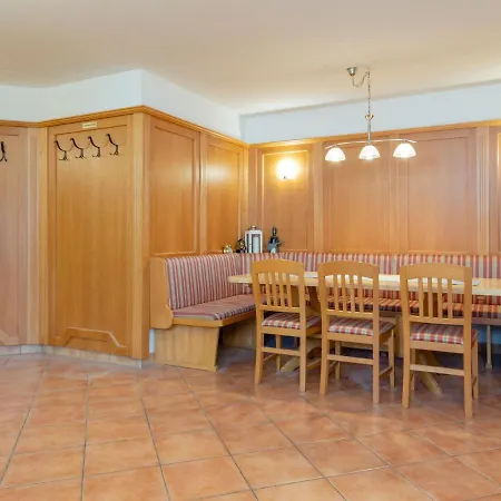 With Beautiful View And Sauna, Near Zell Am See & Kaprun Piesendorf